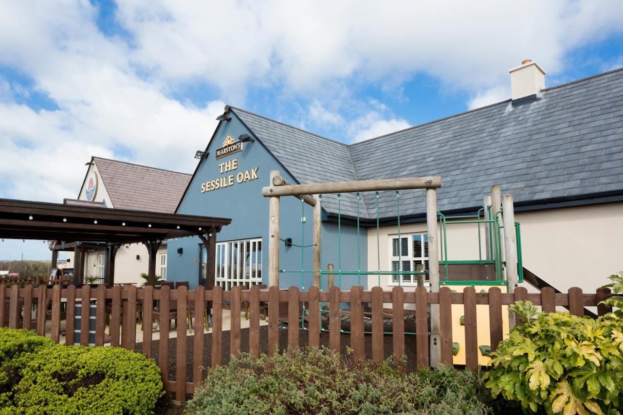 Sessile Oak, Llanelli By Marston'S Inns Exterior foto